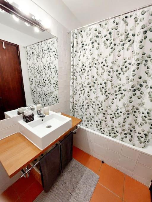 Charming Avenue Apartment FAO Exteriör bild
